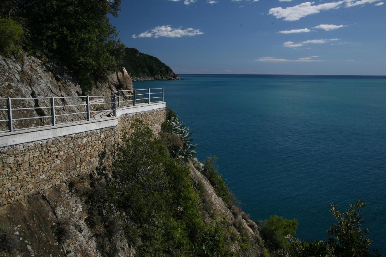 Grand Hotel Dei Castelli Sestri Levante Bagian luar foto